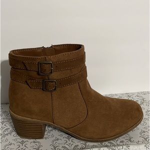 American eagle booties.